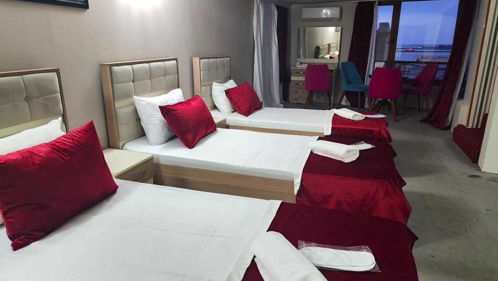 Avi Hotel Bakoe Buitenkant foto