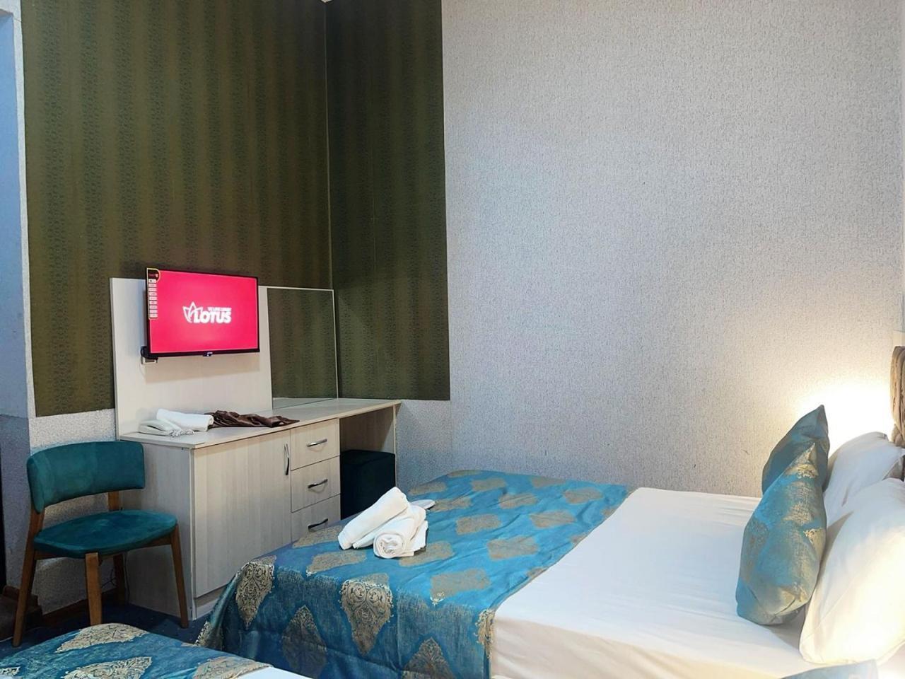 Avi Hotel Bakoe Buitenkant foto